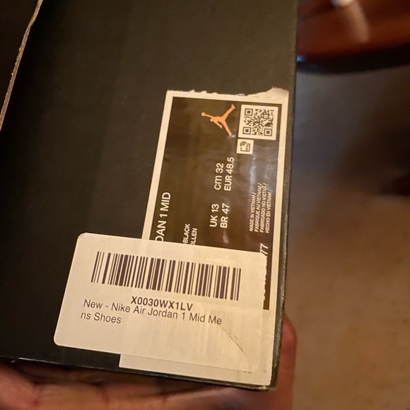 White Pollen Black Jordan 1 Sz 14 - Picture 3 of 3